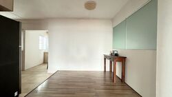 Blk 216 Jurong East Street 21 (Jurong East), HDB Executive #550801161